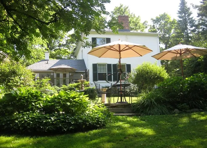 Historic Lyons House